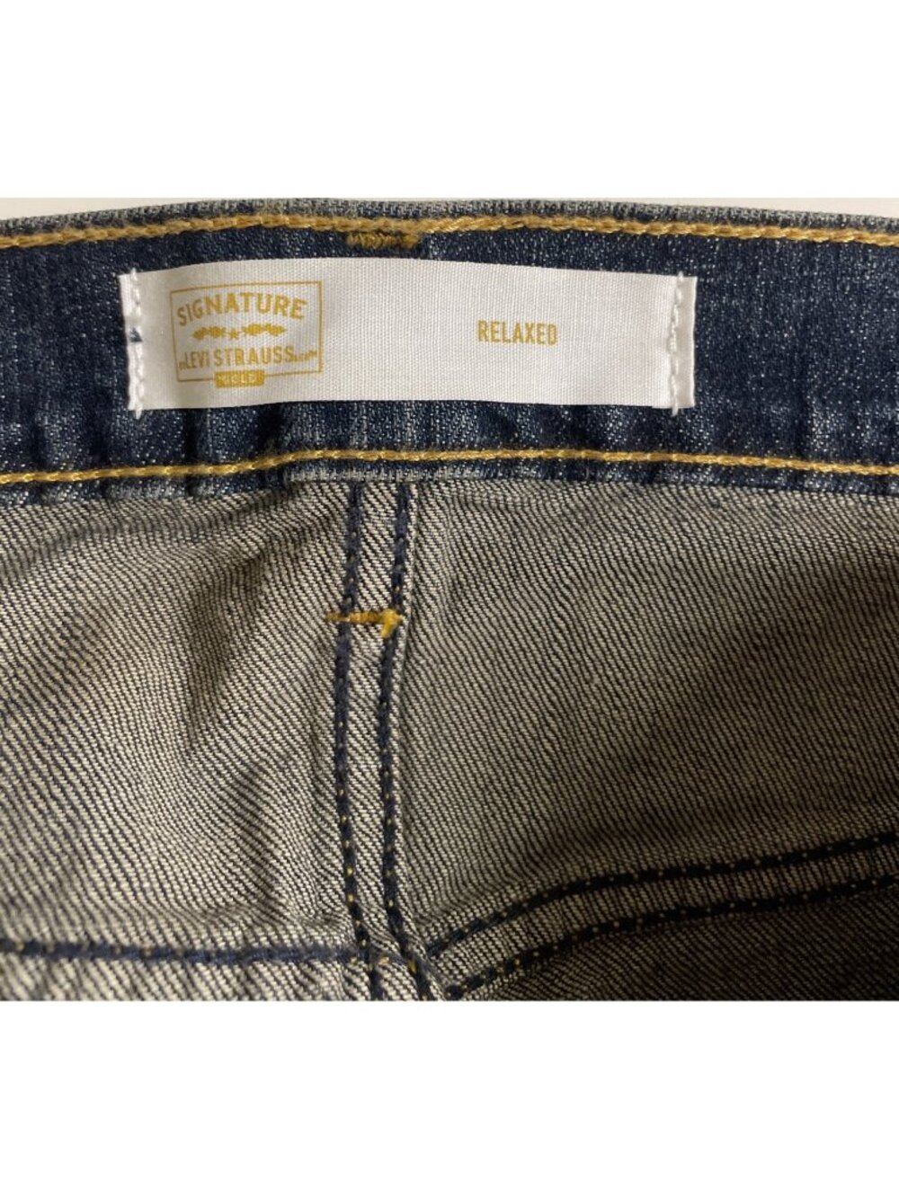 Signature Levi Strauss Relaxed Fit Flex Jeans Mens 42x30 Dark Wash - Picture 9 of 11